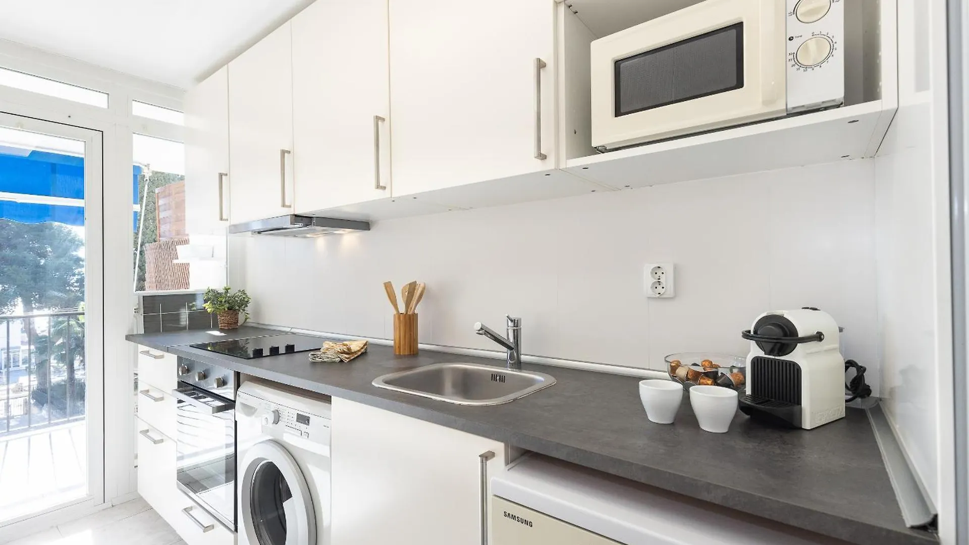 Uhc El Cranc Apartments Salou